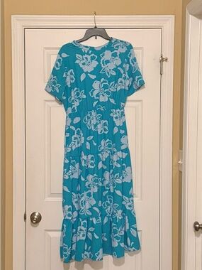 Source Unknown Teal Floral Maxi Dress with White Print